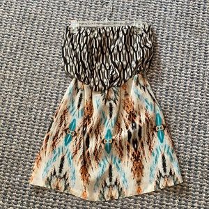 BRAND NEW Strapless Guess Dress